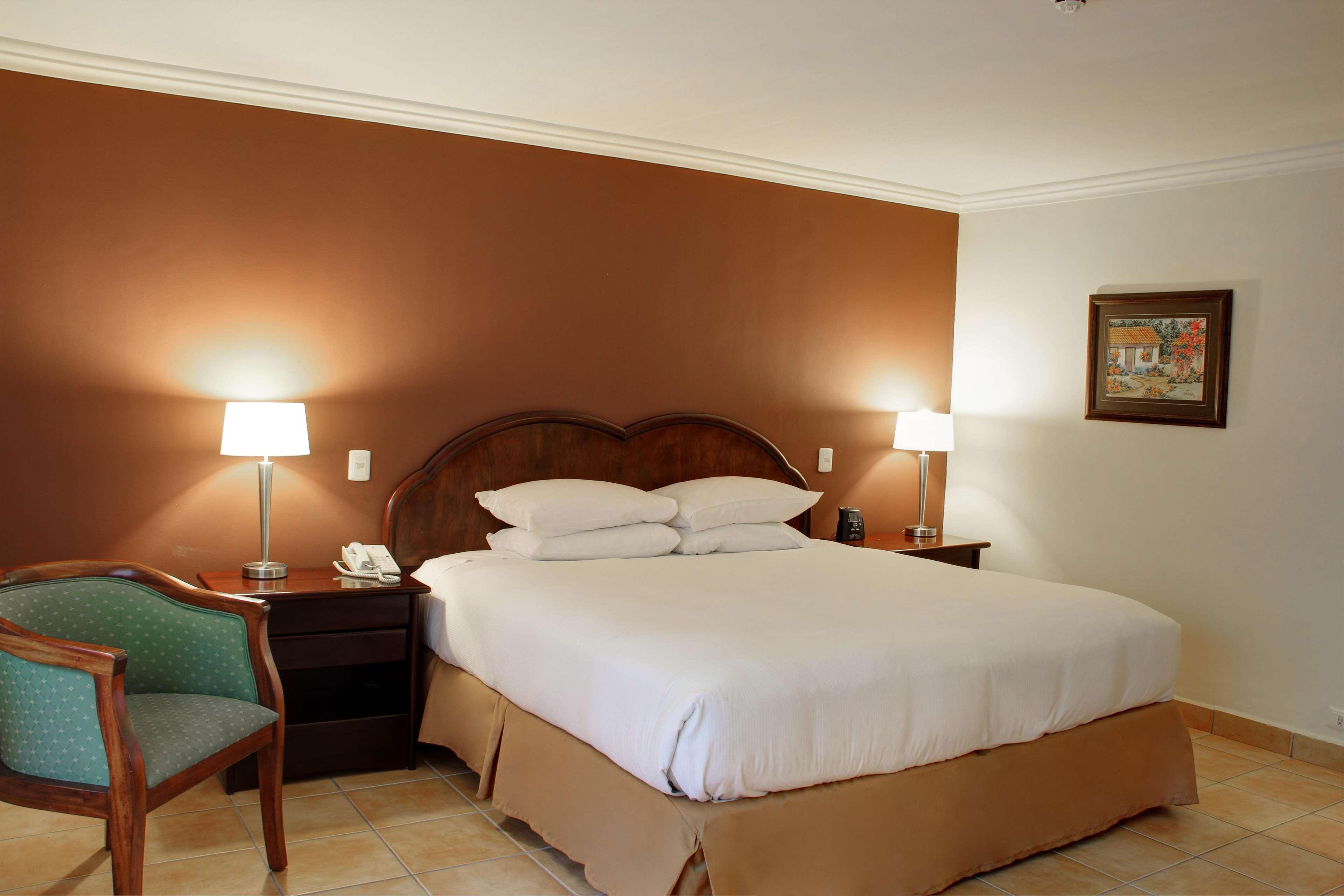 ดับเบิ้ลทรี บายฮิลตัน โฮเต็ล กาเรียรี ซานโคเซ่ Hotel ซานโฮเซ ภายนอก รูปภาพ A bedroom